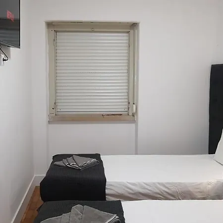 Greater Lisbon Cozy 2b - Odivelas Appartement